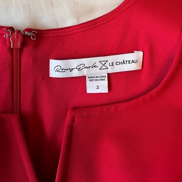 Roxy Earle X Le Chateau Fitted Short Sleeve Bodycon Dress 2 - Picture 3 of 14